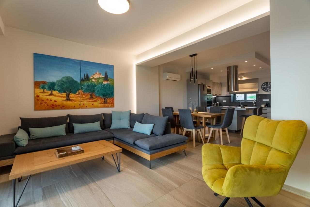 Linari Villas Stoupa Exterior photo